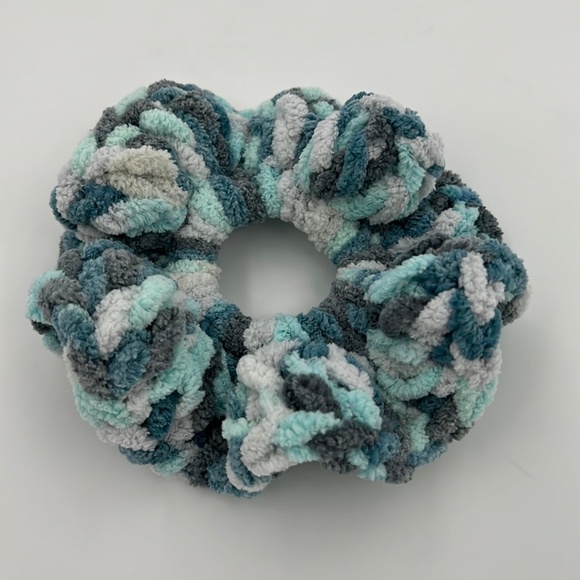 Wholesale 10 Oversized Scrunchies Hair Ties Crochet Handmade Mystery Colors - Picture 8 of 16
